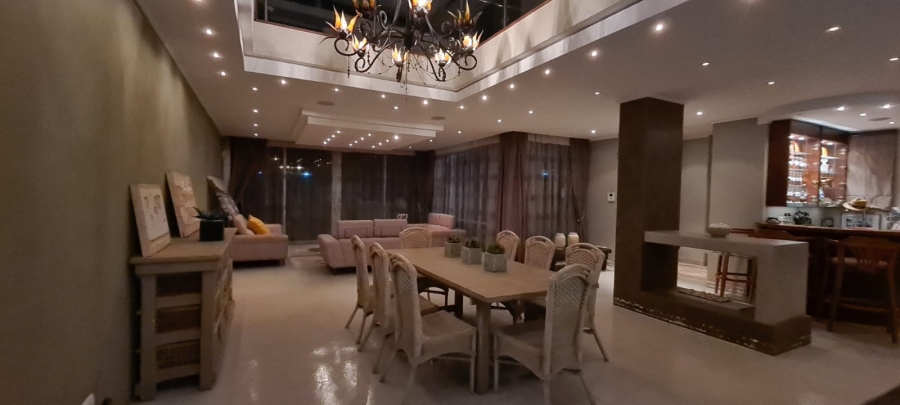 5 Bedroom Property for Sale in Gonubie Eastern Cape
